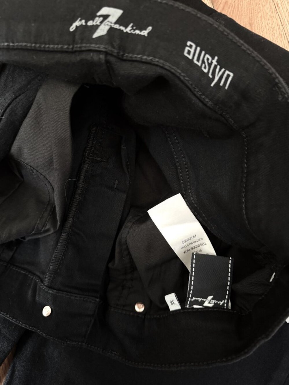 7 For All Mankind Austyn Relaxed Straight Jeans Squiggle Pocket Black Onyx 38 - Picture 5 of 8